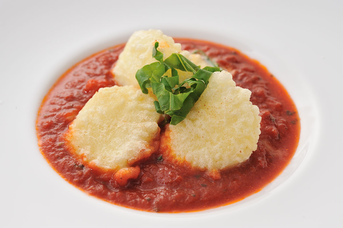 Tempura Mozzarella with Marinara Sauce Medallion Foods Inc.